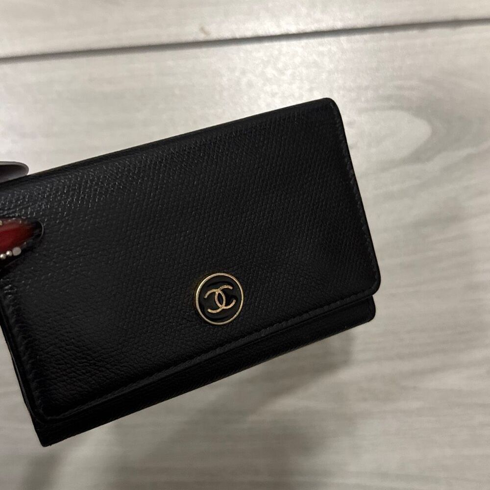 Authentic CHANEL 6-key Case Women's Black Wallet vintage Has only 4 key hooks - Picture 11 of 12